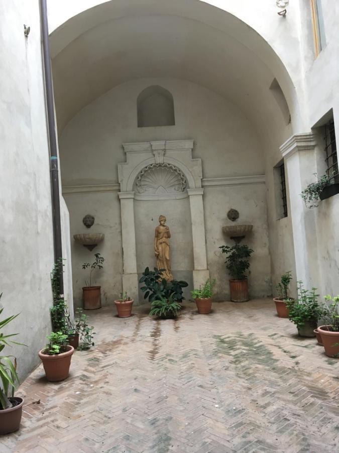Domus Next Campo De'Fiori With Thermal Shower 罗马 外观 照片